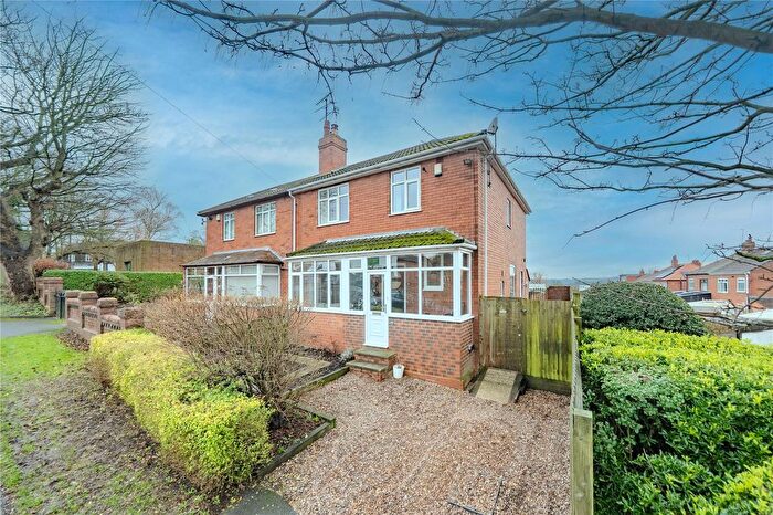 3 Bedroom Semi Detached House For Sale In Carrholm Road, Chapel Allerton, Leeds, LS7