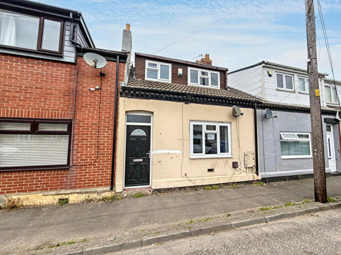 3 Bedroom Terraced House To Rent In Murton Lane, Easington Lane, Houghton Le Spring, Tyne And Wear, DH5