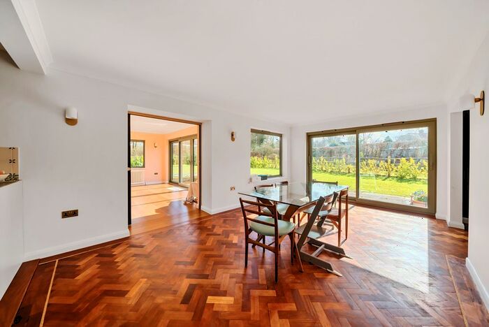 4 Bedroom Detached House To Rent In /, West Horsley, KT24