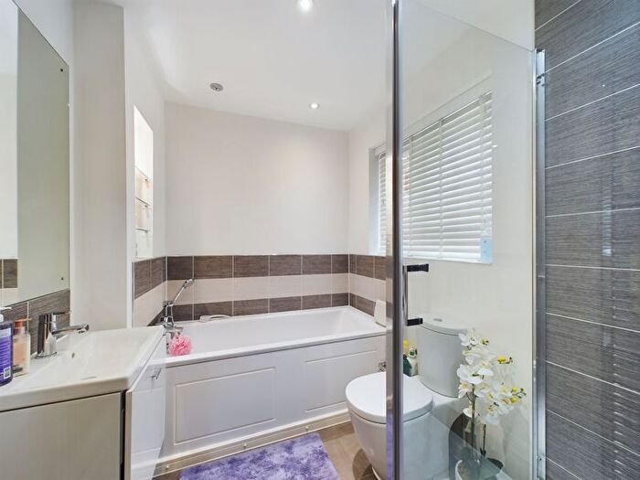 3 Bedroom Detached House For Sale In Ever Ready Crescent, Dawley, Telford. Shropshire., TF4