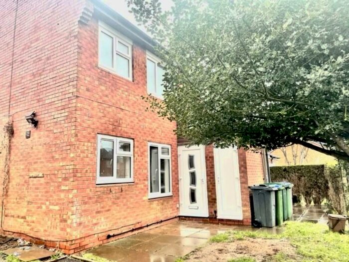 1 Bedroom Ground Flat To Rent In Harrow Drive, Tipton, DY4