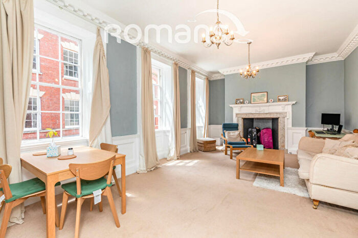 2 Bedroom Apartment To Rent In Taylors Bank, Broad Street, BS1