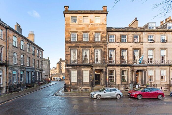 2 Bedroom End Of Terrace House To Rent In Rutland Square, West End, Edinburgh, EH1