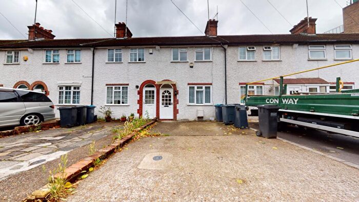 2 Bedroom Terraced House To Rent In Woburn Avenue, Purley, Surrey, CR8