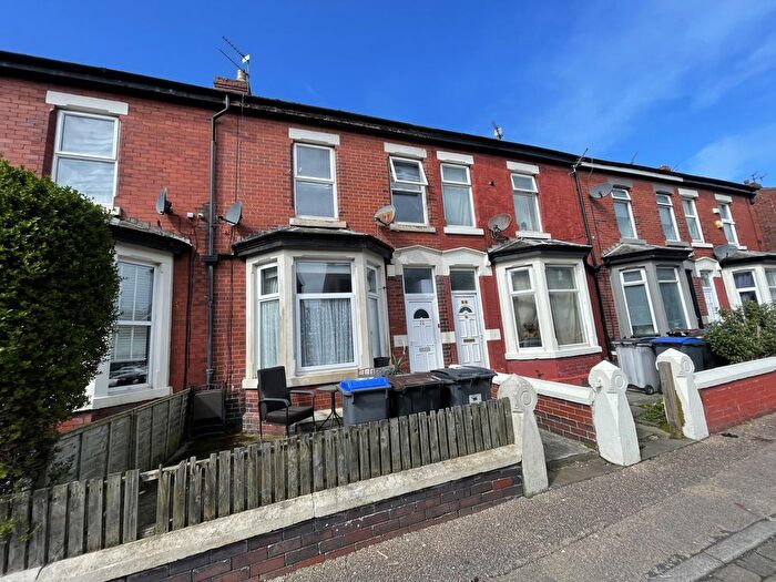 1 Bedroom Flat For Sale In Cambridge Road, Blackpool, FY1