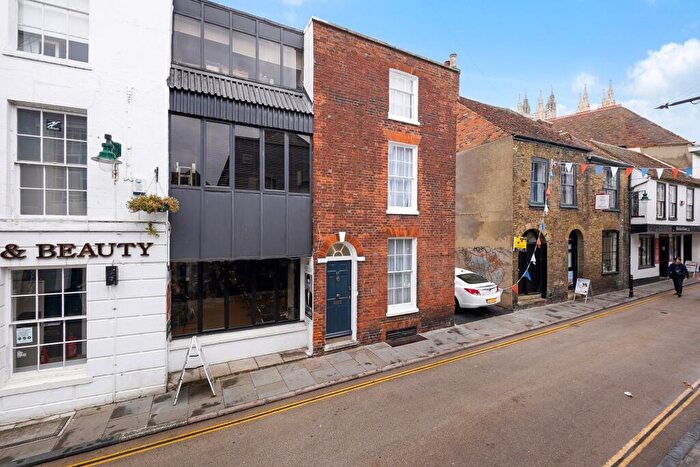 5 Bedroom House To Rent In Orange Street, Canterbury, CT1