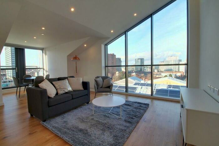 2 Bedroom Apartment To Rent In Arden Gates, Communication Row, Birmingham, B15