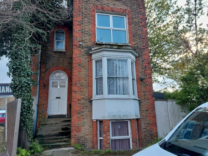 1 Bedroom Flat To Rent In Waddon New Road, Croydon, Surrey, Jf, CR0