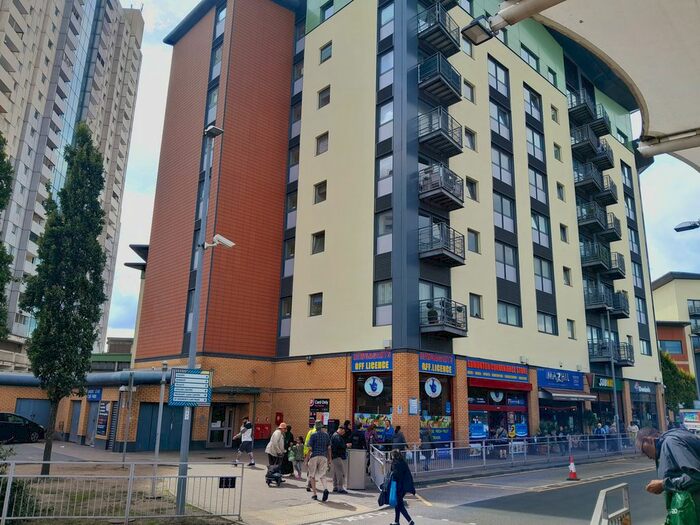 2 Bedroom Flat To Rent In The Concourse, London, N9