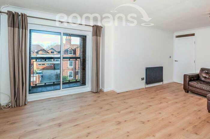 2 Bedroom Apartment To Rent In Sheet Street, SL4