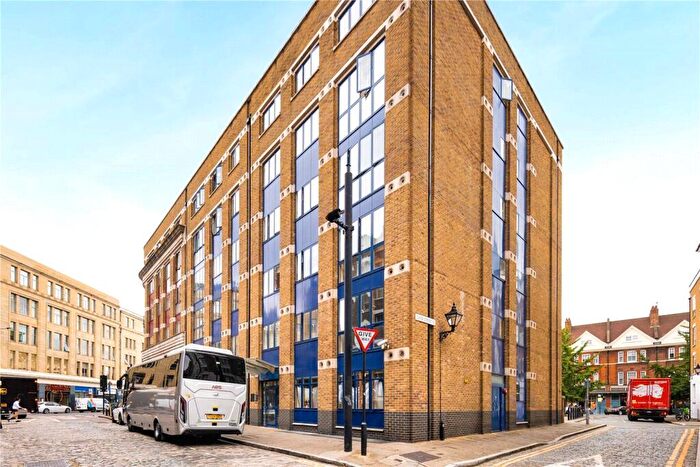 2 Bedroom Flat For Sale In Folgate Street, London, E1