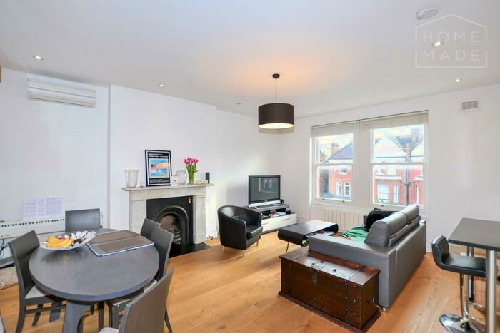 2 Bedroom Apartment To Rent In Canfield Gardens, South Hampstead, NW6