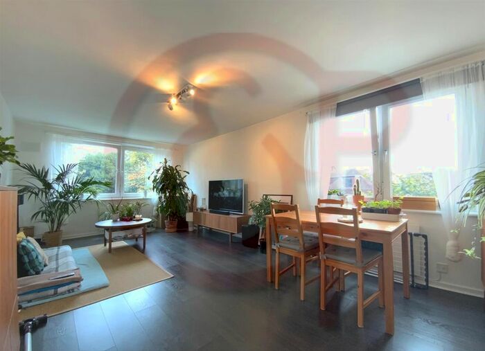 1 Bedroom Flat To Rent In The Grove, Isleworth, TW7