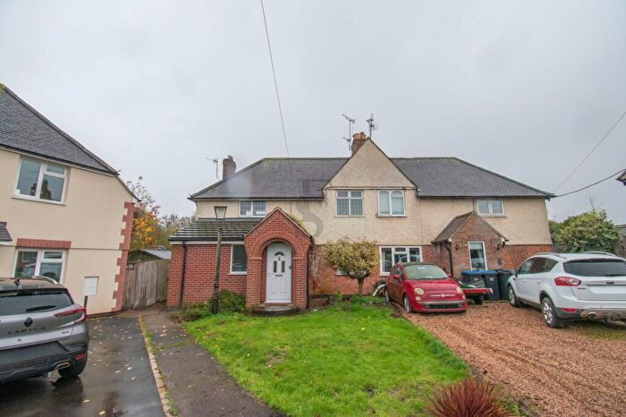3 Bedroom Semi-Detached House For Sale In The Avenue, Broughton Astley, LE9