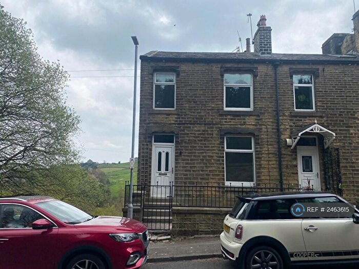3 Bedroom Terraced House To Rent In Varley Road, Slaithwaite, Huddersfield, HD7