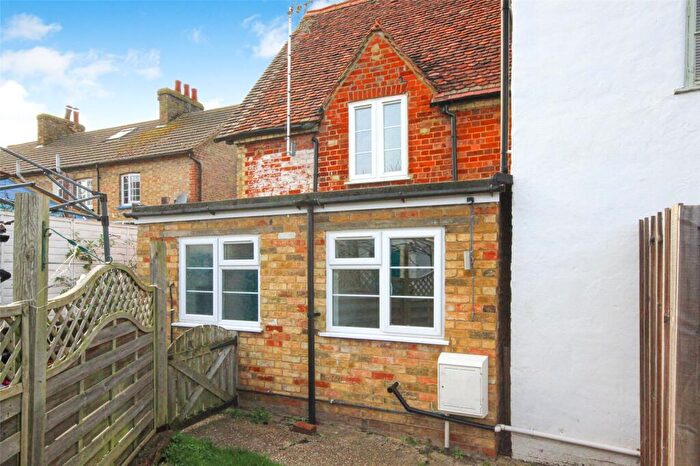 3 Bedroom Terraced House For Sale In High Street, Pulloxhill, Bedfordshire, MK45