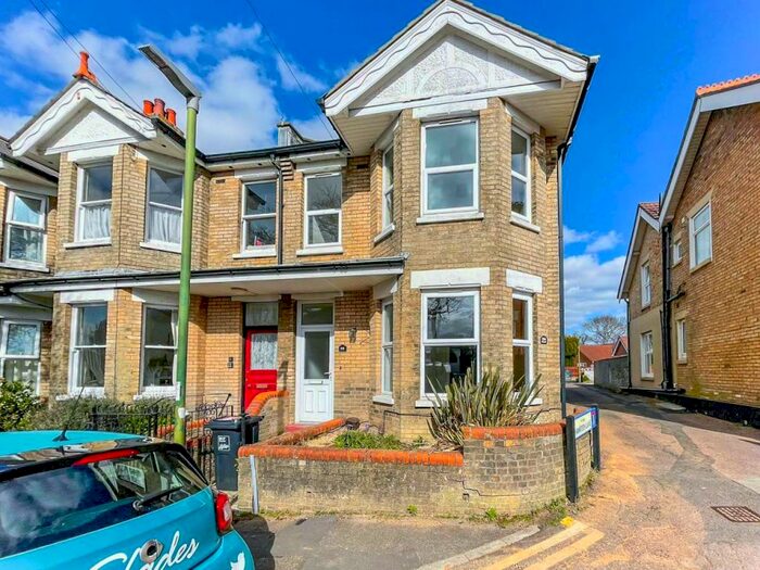 3 Bedroom Semi-Detached House To Rent In Southbourne Road, Southbourne, Bournemouth, BH6