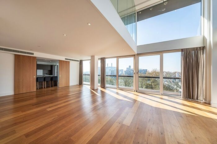 3 Bedroom Flat To Rent In Gatliff Road, London, SW1W