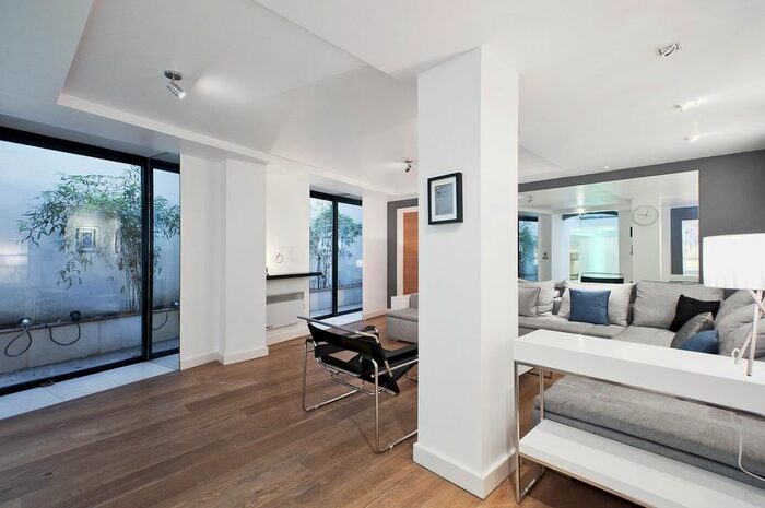 4 Bedroom Flat To Rent In Martin Lane, London, EC4R