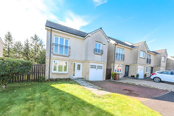 3 Bedroom Detached House For Sale In Loch Katrine Gardens, Glenrothes, KY6