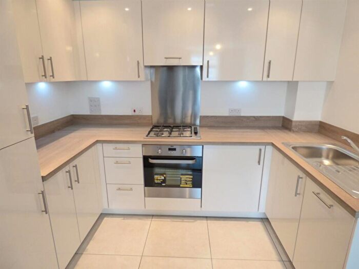 2 Bedroom Flat To Rent In Jefferson Place, Bromley, BR2