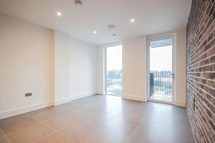 1 Bedroom Flat To Rent In Remus Road, London, E3