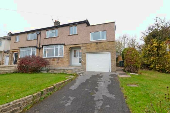 4 Bedroom Semi-Detached House To Rent In Skipton Road Silsden, BD20