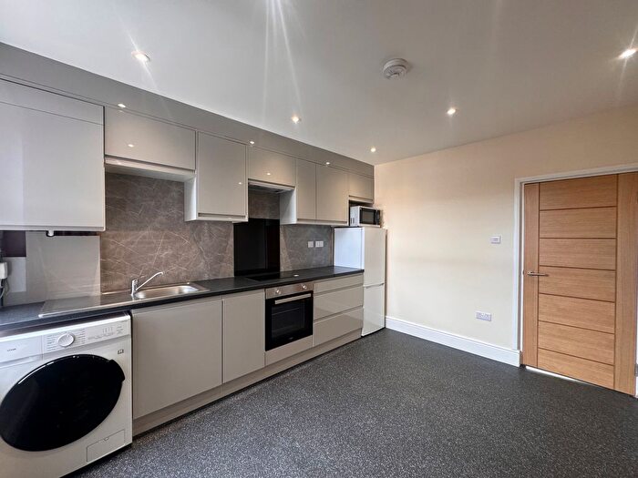 1 Bedroom Flat To Rent In St. Leonards Road, Northampton, NN4