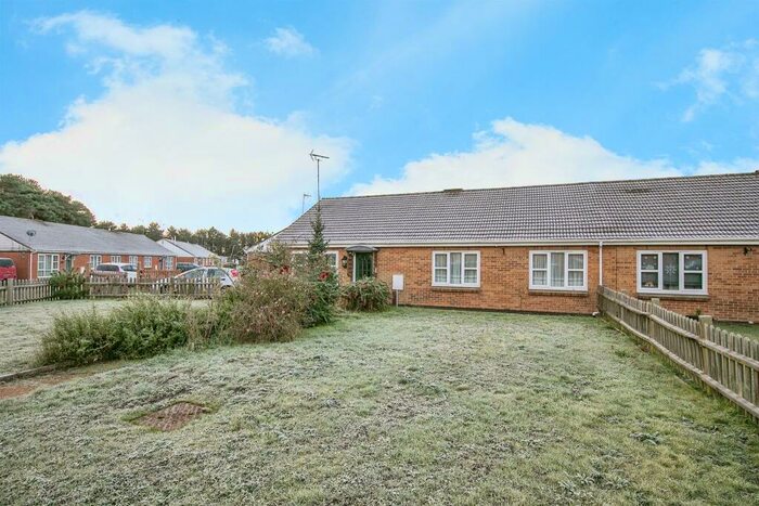 3 Bedroom Semi-Detached Bungalow For Sale In Greenways, Sutton Heath, Woodbridge, IP12