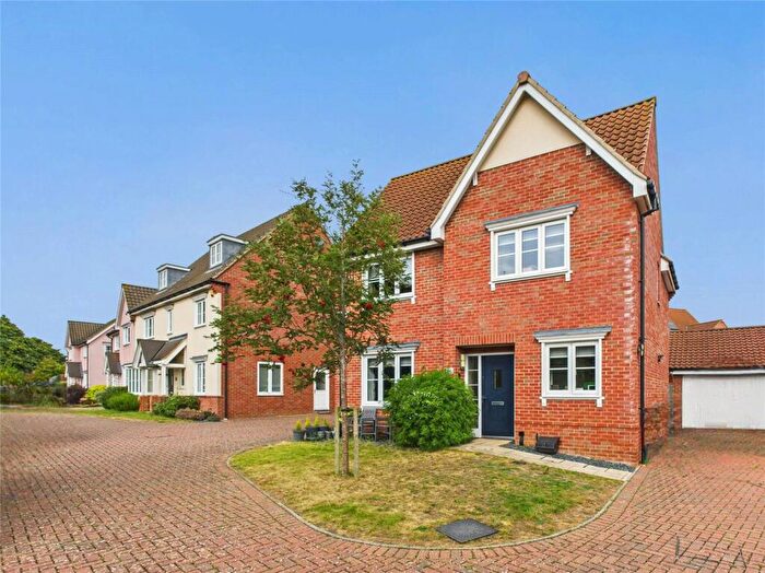 4 Bedroom Detached House For Sale In Nightjar Grove, Martlesham, Woodbridge, Suffolk, IP12