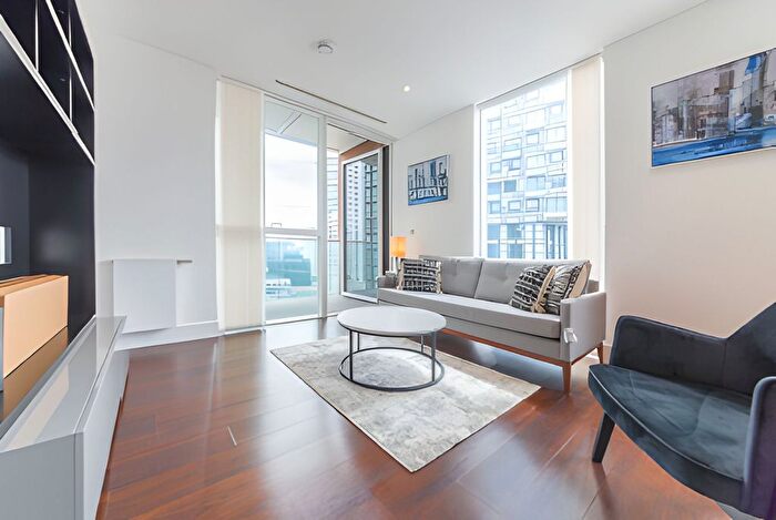 1 Bedroom Flat For Sale In Harbour Way, Maine Tower, E14