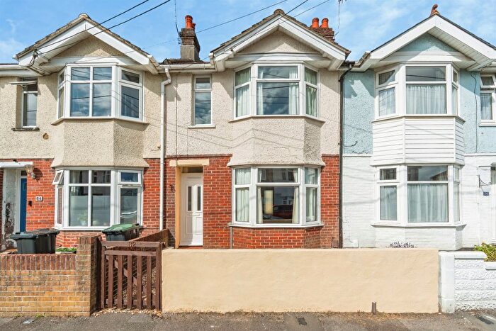 3 Bedroom Terraced House For Sale In Downs Park Crescent, Totton, Southampton, SO40