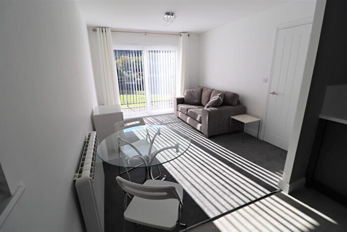 1 Bedroom Flat For Sale In Heol Gruffydd, Rhydyfelin, Pontypridd, CF37