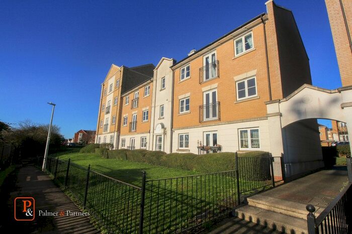 2 Bedroom Flat To Rent In Woods Court, Colchester, Essex, CO4