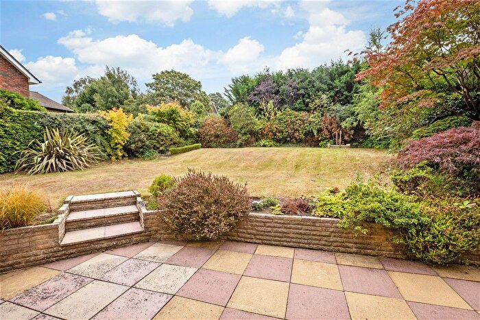 4 Bedroom Detached House For Sale In Birling Road, Tunbridge Wells, Kent, TN2