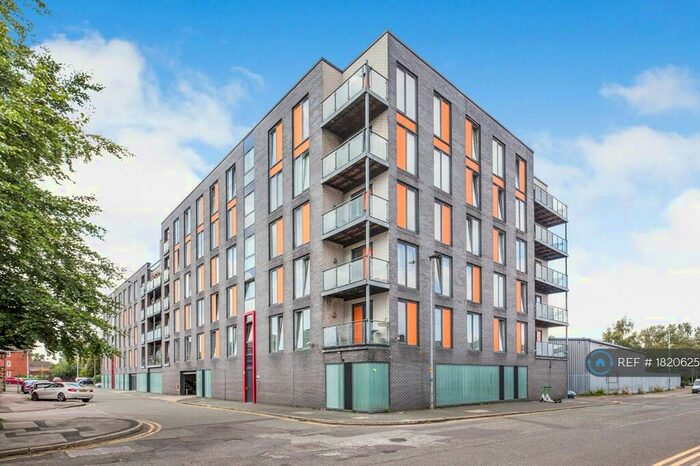 2 Bedroom Flat To Rent In Springfield Court, Salford, M3