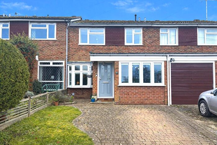 3 Bedroom Terraced House For Sale In Great Lawne, Datchworth, SG3