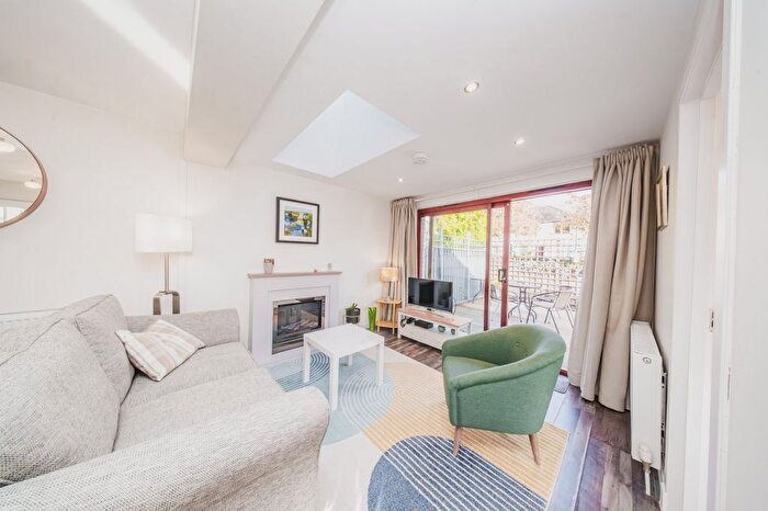 2 Bedroom End Terrace House For Sale In Easter Warriston, Edinburgh, EH7