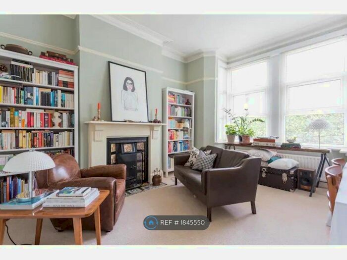 2 Bedroom Flat To Rent In London, London, NW10