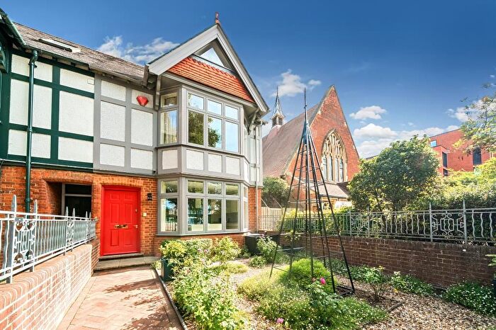 4 Bedroom Detached House For Sale In Banbury Road, Summertown, Oxford, OX2