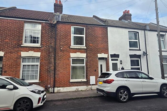 2 Bedroom Terraced House For Sale In Cobden Street, Gosport, PO12
