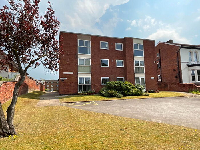 1 Bedroom Flat For Sale In Park Crescent, Hesketh Park, Southport, PR9