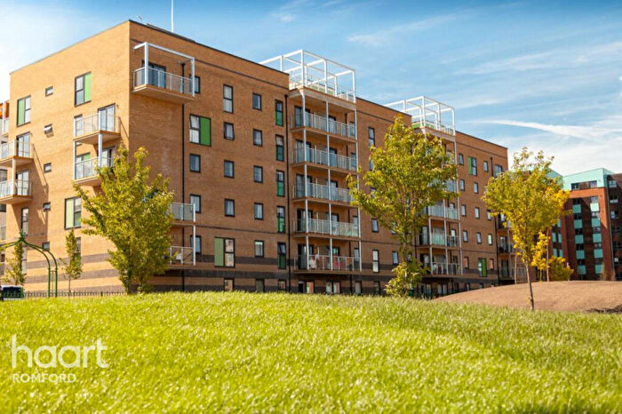 2 Bedroom Apartment To Rent In Wideford Drive, Romford, RM7