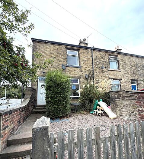 2 Bedroom Terraced House For Sale In Laverack Field, Wyke, Bradford, BD12