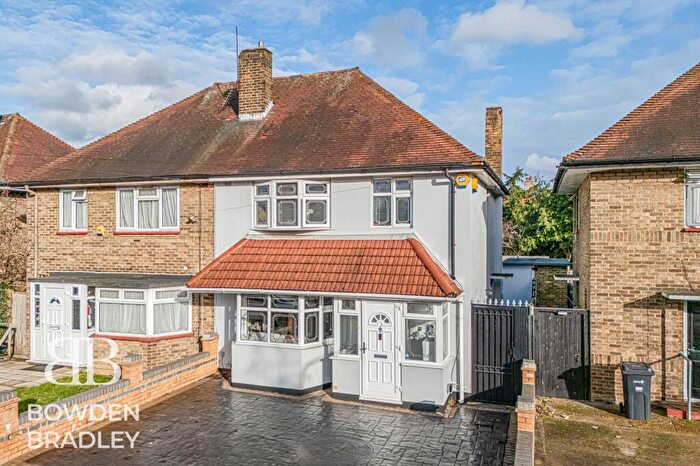 3 Bedroom Semi Detached House For Sale In Chiltern Road, Newbury Park, IG2