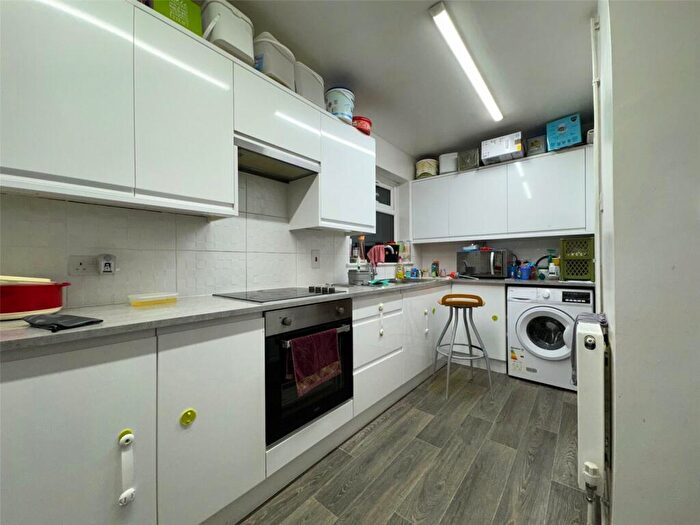 2 Bedroom Apartment To Rent In Harestone Valley Road, Caterham, Surrey, CR3