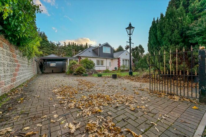 4 Bedroom Detached Bungalow To Rent In King George V Drive West, Heath, CF14