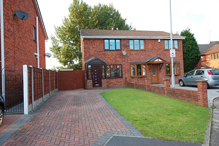 2 Bedroom Semi-Detached House To Rent In Butterley Close, Dukinfield, Greater Manchester, SK16