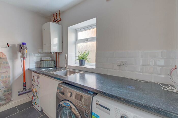 5 Bedroom Detached House For Sale In Bromsgrove Road, Studley, Warwickshire, B80