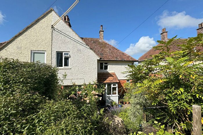 3 Bedroom Semi-Detached House For Sale In Cucklington, Somerset, BA9